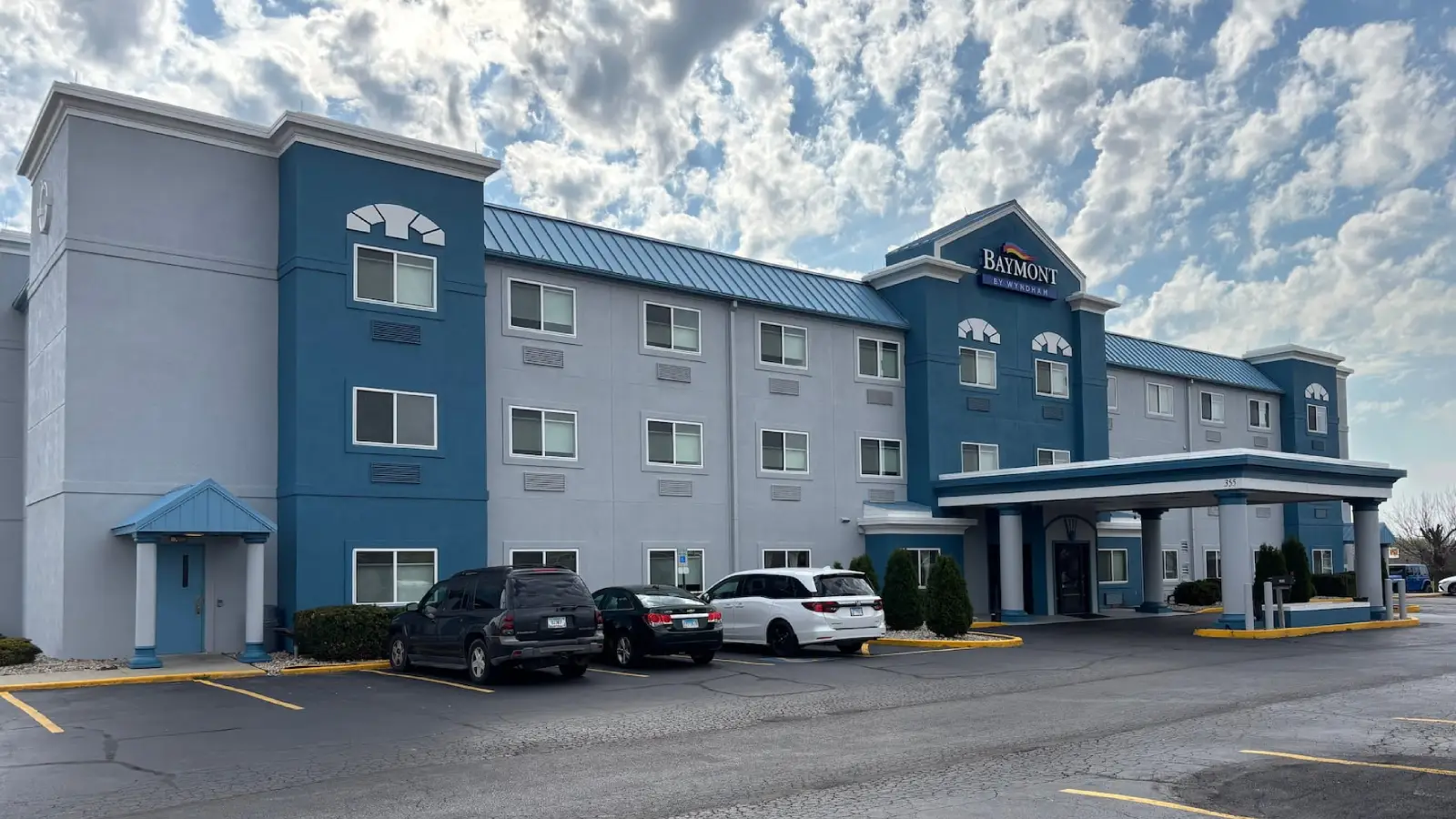 Beautiful Hotel Exterior