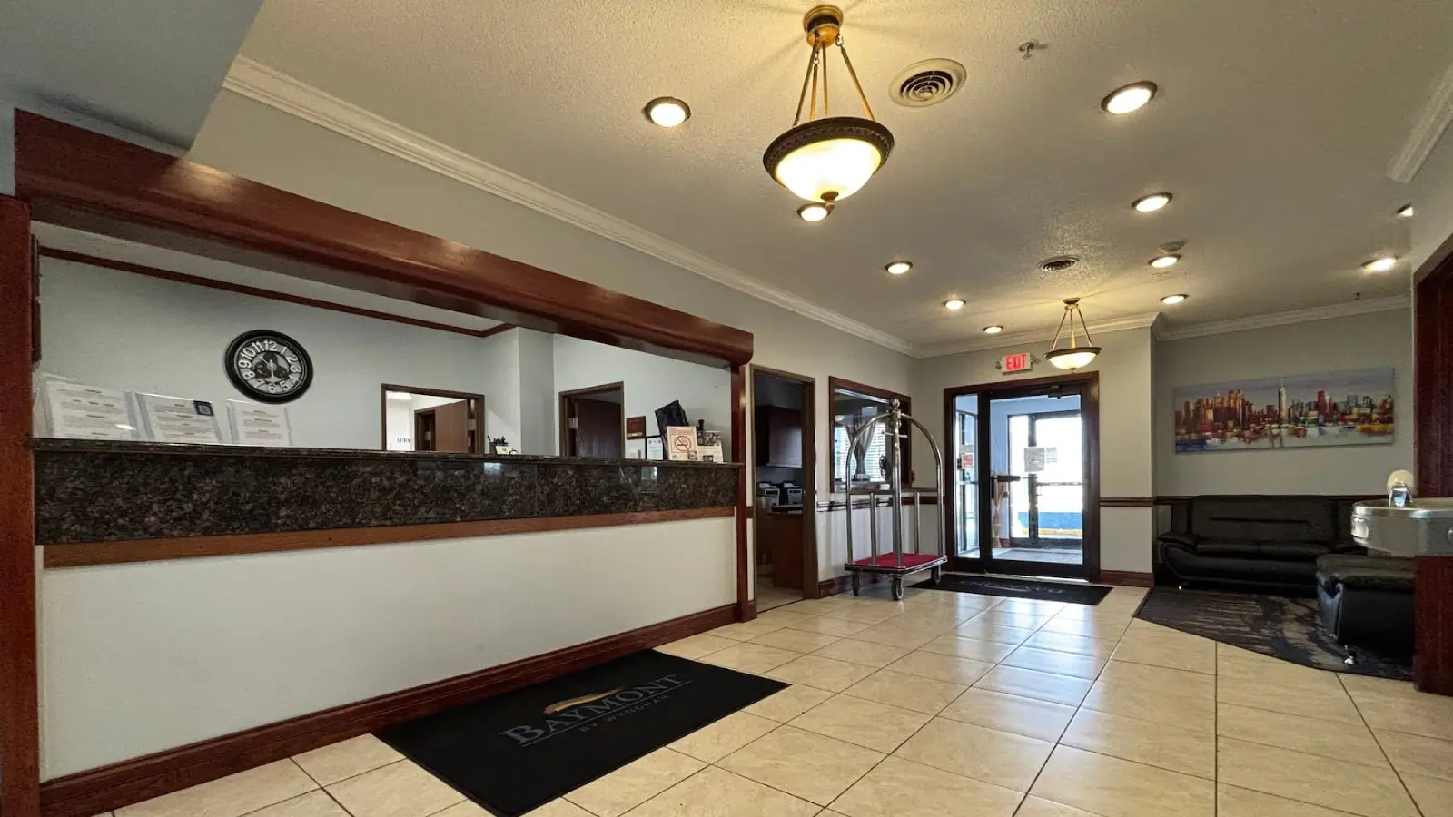 Cordial Hotel Lobby